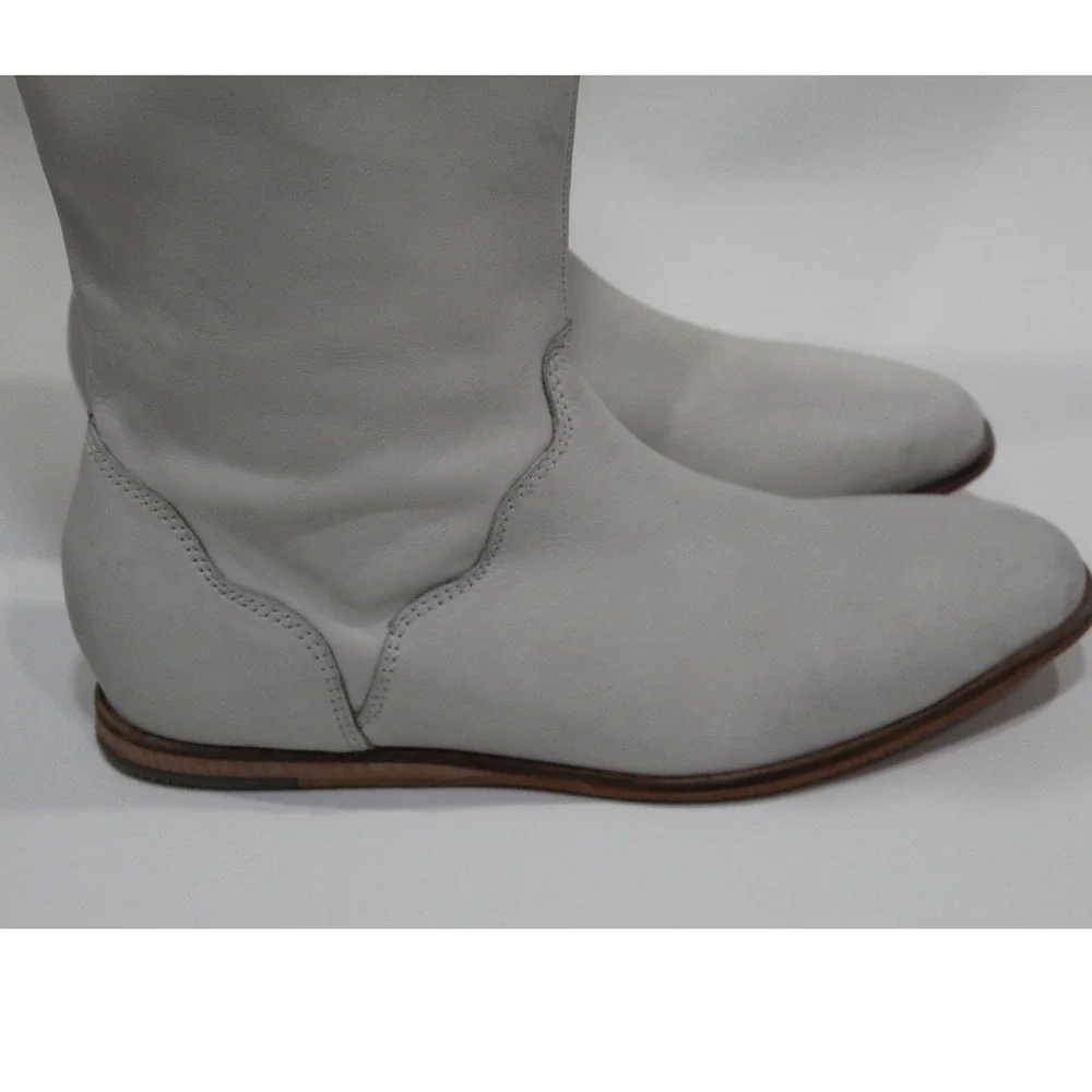 Vintage Foundry‎ Co Women's Light Gray Leather Tall Fold Over Boots 8.5 VFL285